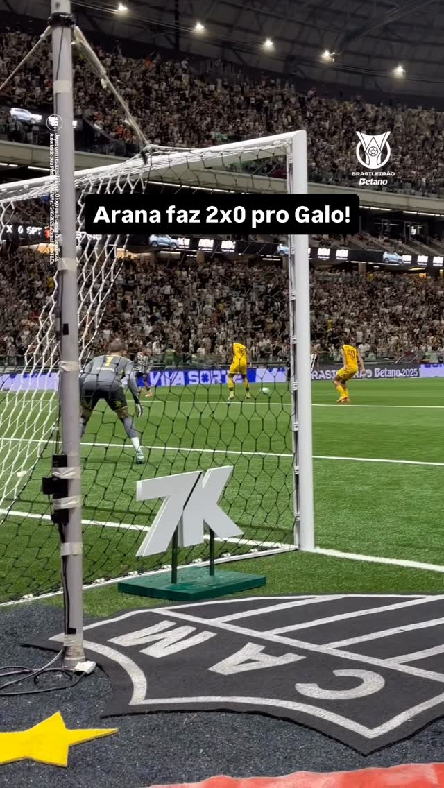 Instagram post by @saldanhagalo for Betano. Caption reads: Arana faz o segundo gol do Galo!! #atleticomg....