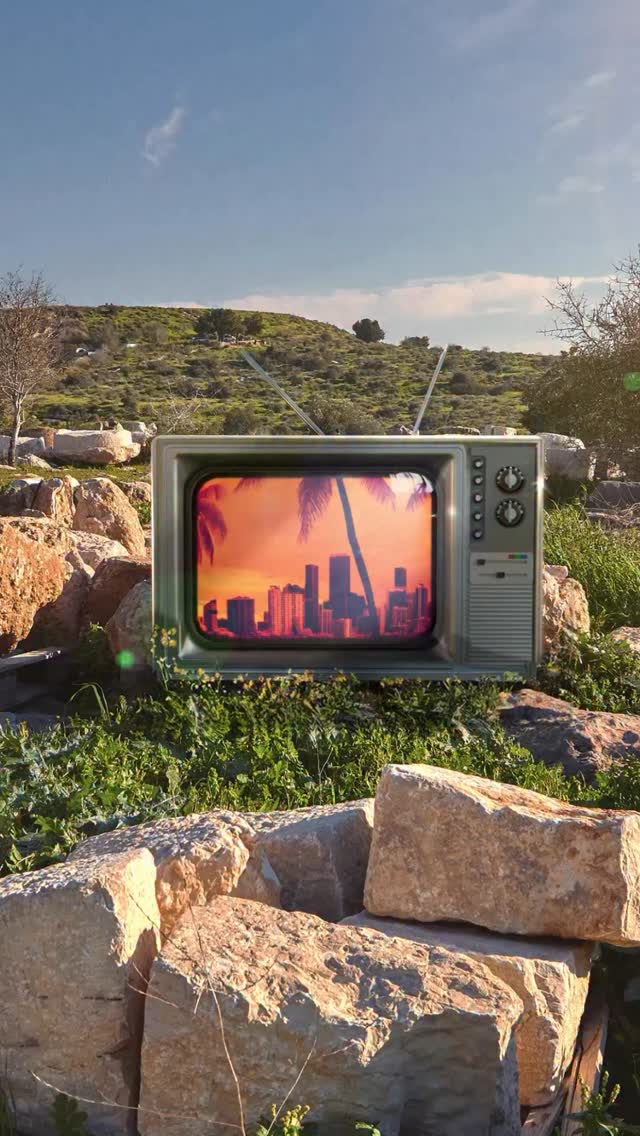 Instagram post by @sunburnfestival for Hyundai India. Caption reads: DJ Snake for every MOOD🎧✨ What’s your favourite....