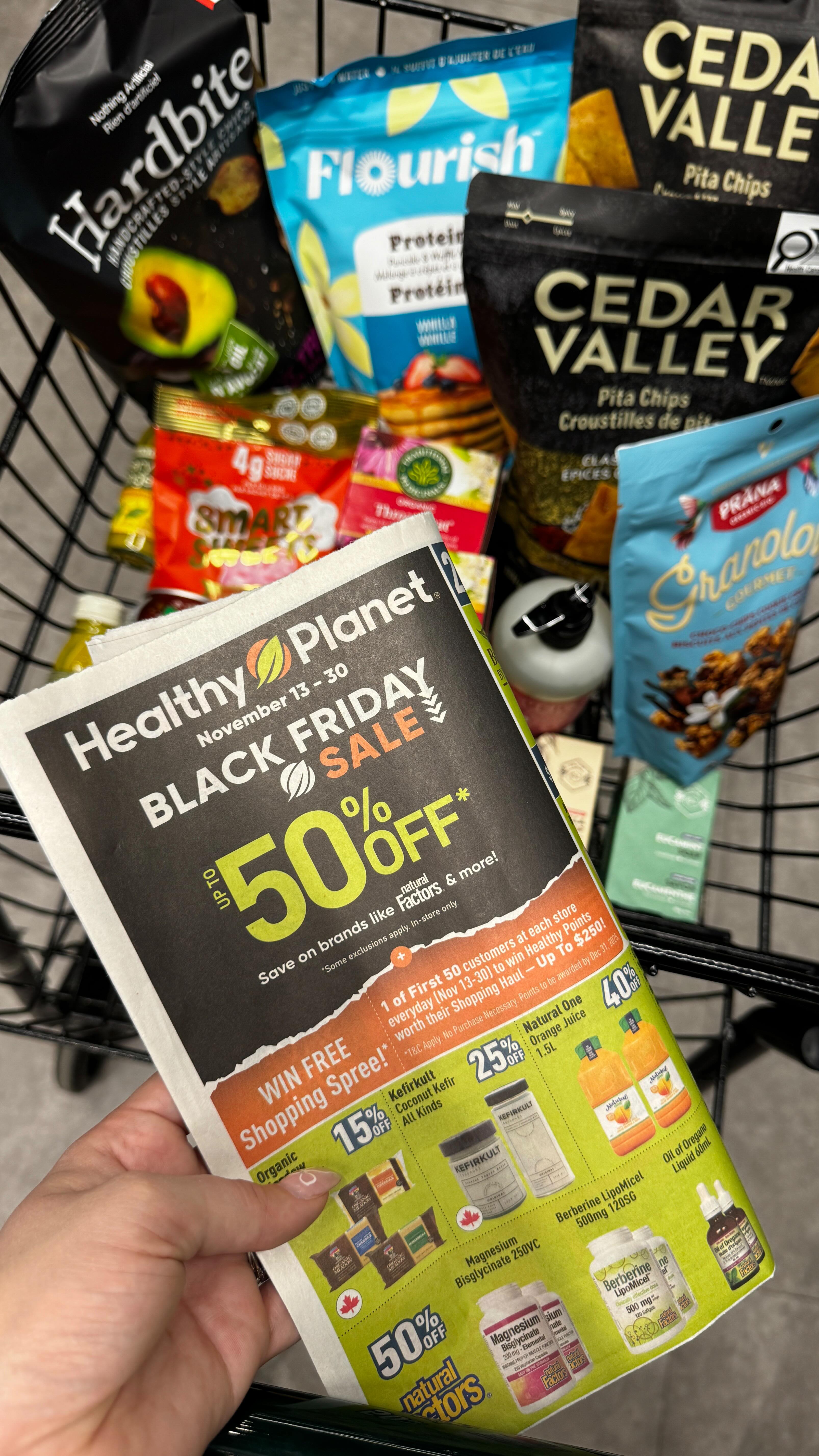 Instagram post by @livingonaloonie for Healthy Planet. Caption reads: Black Friday is here at @healthyplanet 🇨🇦
....