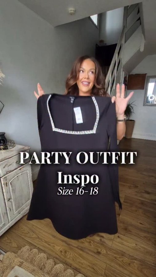 Instagram post by @tammina_khan for New Look. Caption reads: This is we do Party Season 👏🍻

Starting off with....