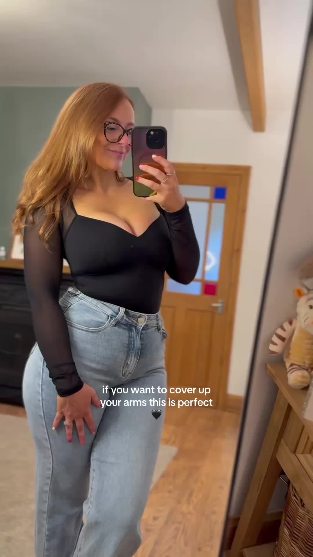 TikTok post by @jess.gets.strong for FeelinGirl-UK. Caption reads: Such an elegant fit 🖤 @FeelinGirl-UK @FeelinGirl....