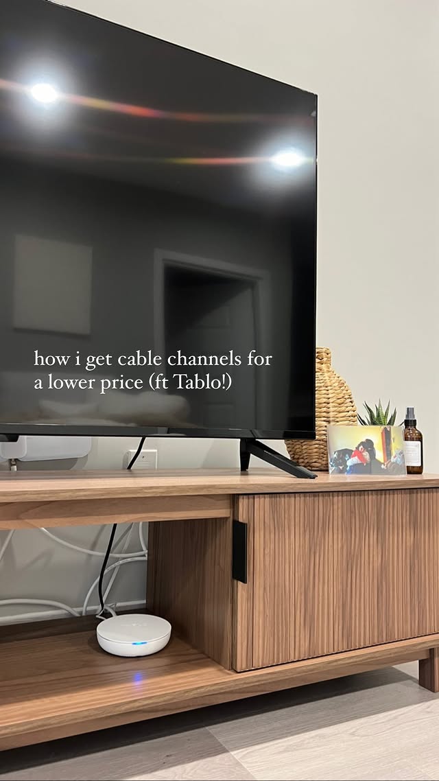 Instagram post by @gracelemire for TabloTV. Caption reads: [...] cable such a jarring experience 😭Visit....