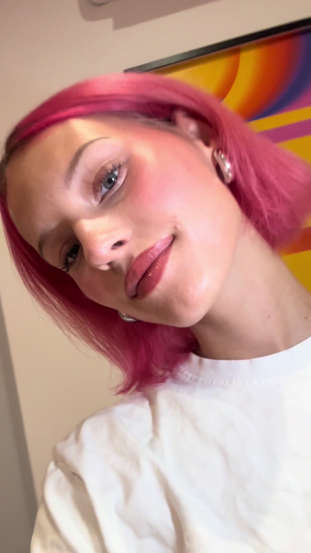 TikTok post by @marta.err for Rimmel London. Caption reads: Ostatnio pokochałam @rimmellondon 😍 Zobaczcie jak....