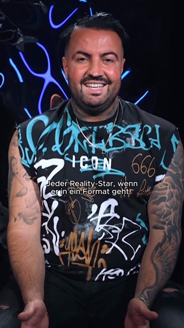 Instagram post by @cosimoofficial for Joyn. Caption reads: Endlich sagt es mal jemand. 😜😉 #ThePower
 
👉....