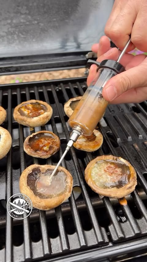 Instagram post by @orman_lezzetleri for Weber BBQ Türkiye. Caption reads: @weberbbqturkey iş birliğiyle: mantar sulu, acılı,....