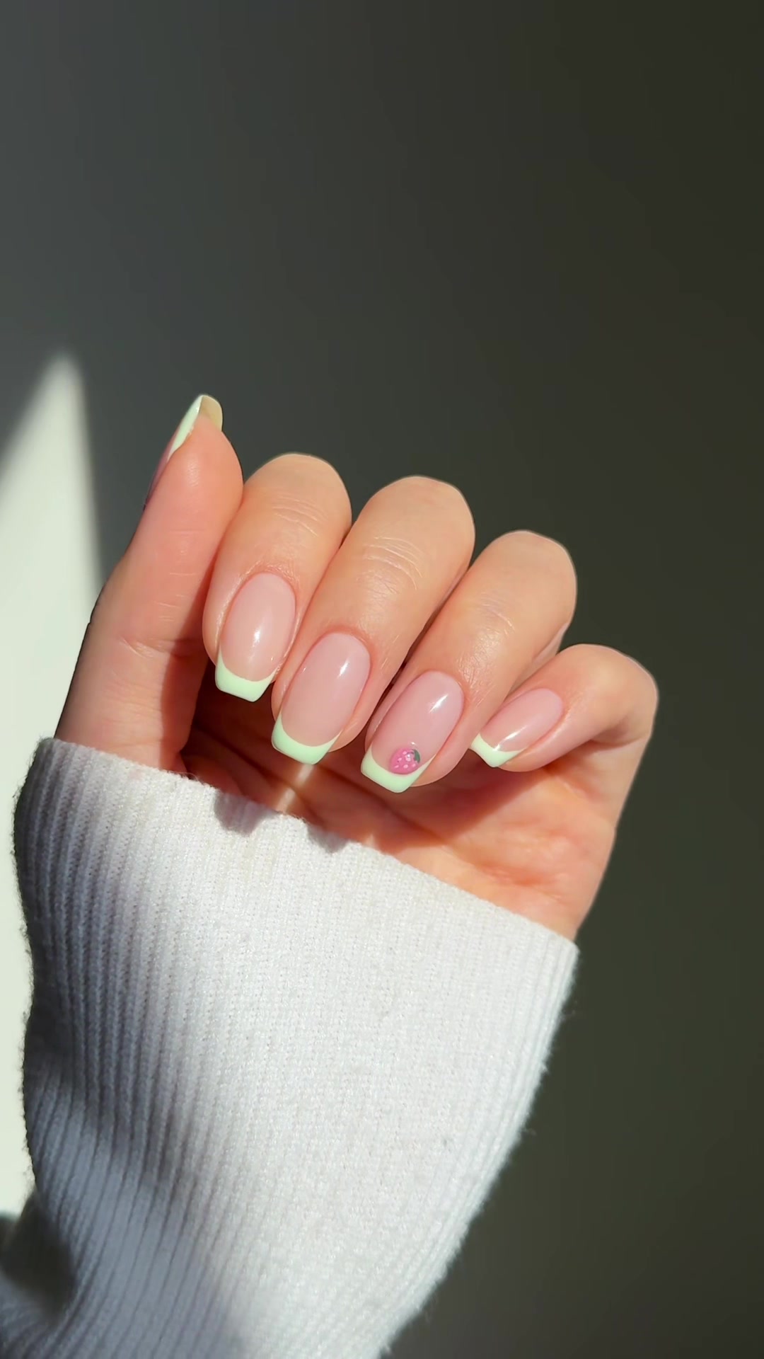 TikTok post by @heluviee for Après Nail. Caption reads: nails for the 🍓matcha girlies <3🍵🌸 finished off....