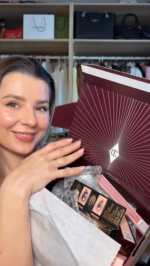 Instagram post by @mbcoss for Charlotte Tilbury. Caption reads: [...] 20% OFF the iconic products from....