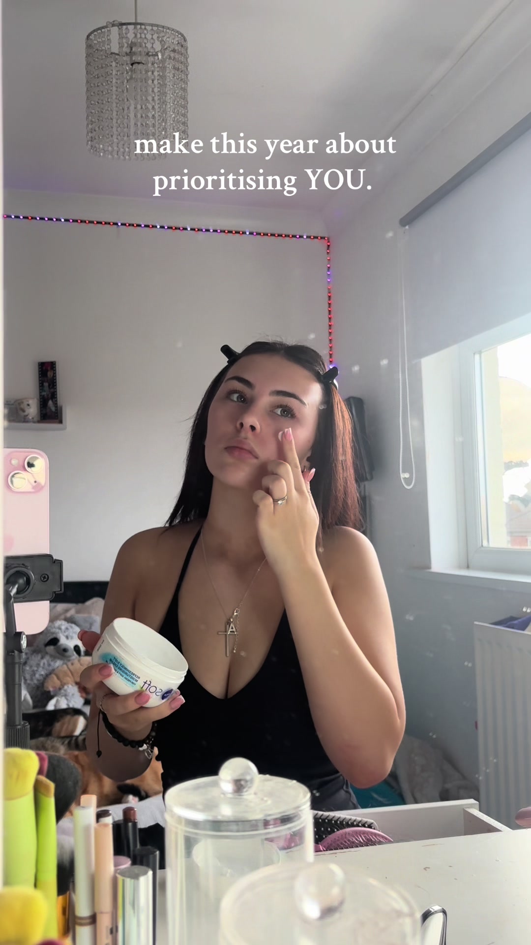 TikTok post by @aliciaxhowarth for ISOCLEAN. Caption reads: @ISOCLEAN @mixsoon.global @rimmellondon @UpCircle....