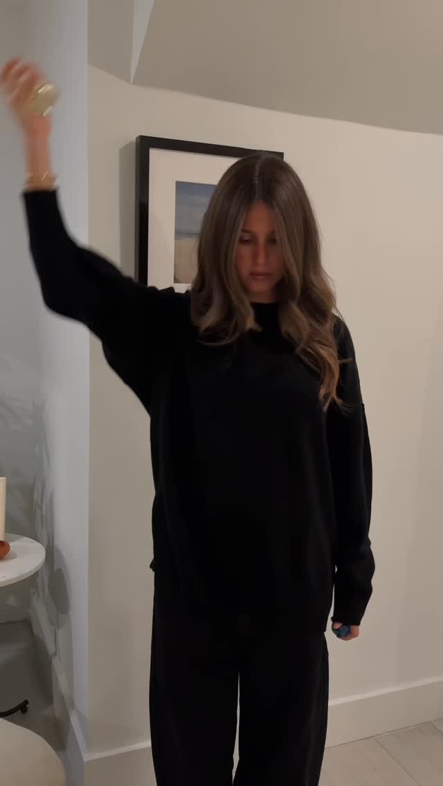 Instagram post by @chelseaparke for Jo Malone London. Caption reads: The best weekend celebrating Friendsgiving with....