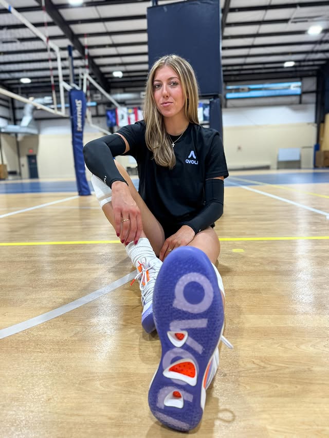 Instagram post by @ellaswindle_ for Avoli. Caption reads: New favorites from @teamavoli 

Shop for your....