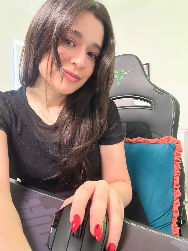 Instagram post by @maryycherryy for Logitech G. Caption reads: Week 1 of gaming with my @logitechg #G502x &....
