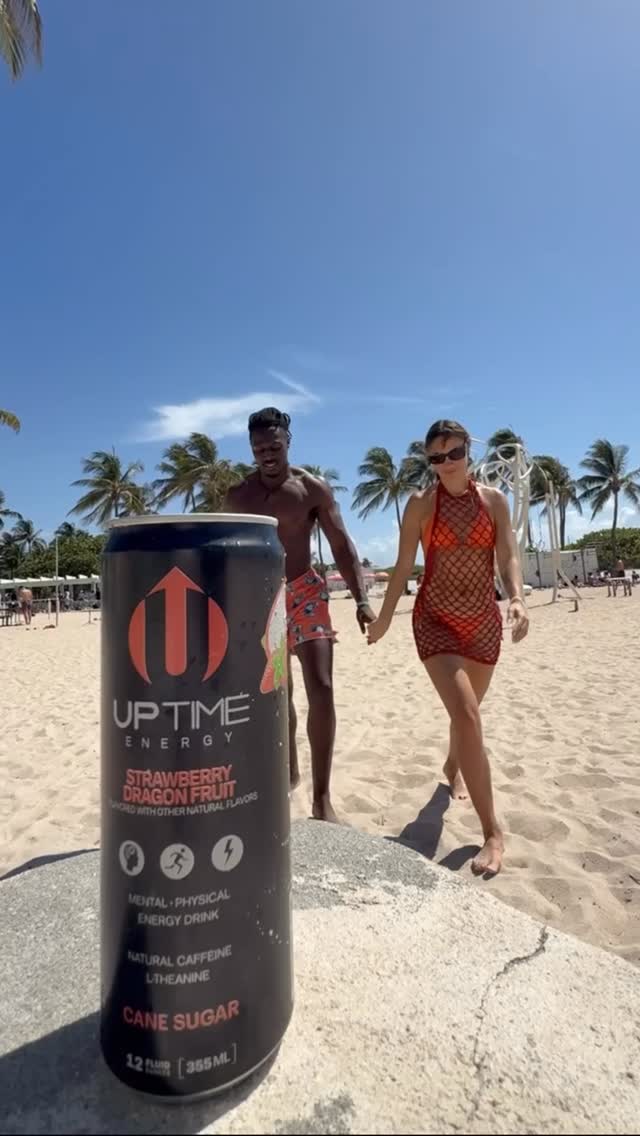Instagram post by @mespeakphysique for UPTIME Energy. Caption reads: Summer sparks powered by good energy⚡️....