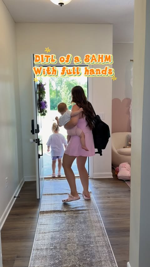 Instagram post by @jen.galati for Safety 1st. Caption reads: [...] worth a look. @safety_1st #sponsored....