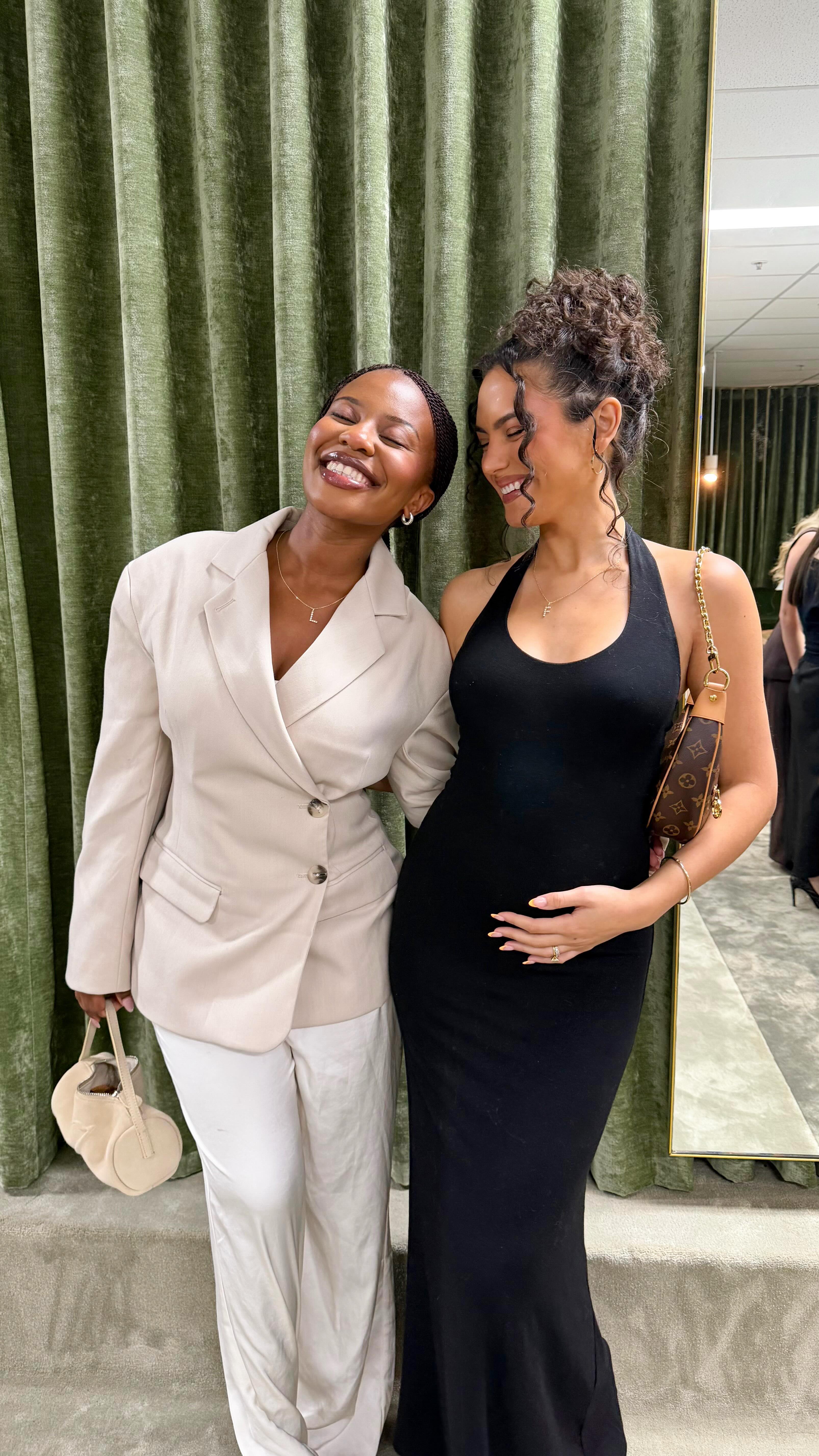 Instagram post by @oliviascanu for Cullen Jewellery. Caption reads: [...] my new Initial Bezel Necklace from....