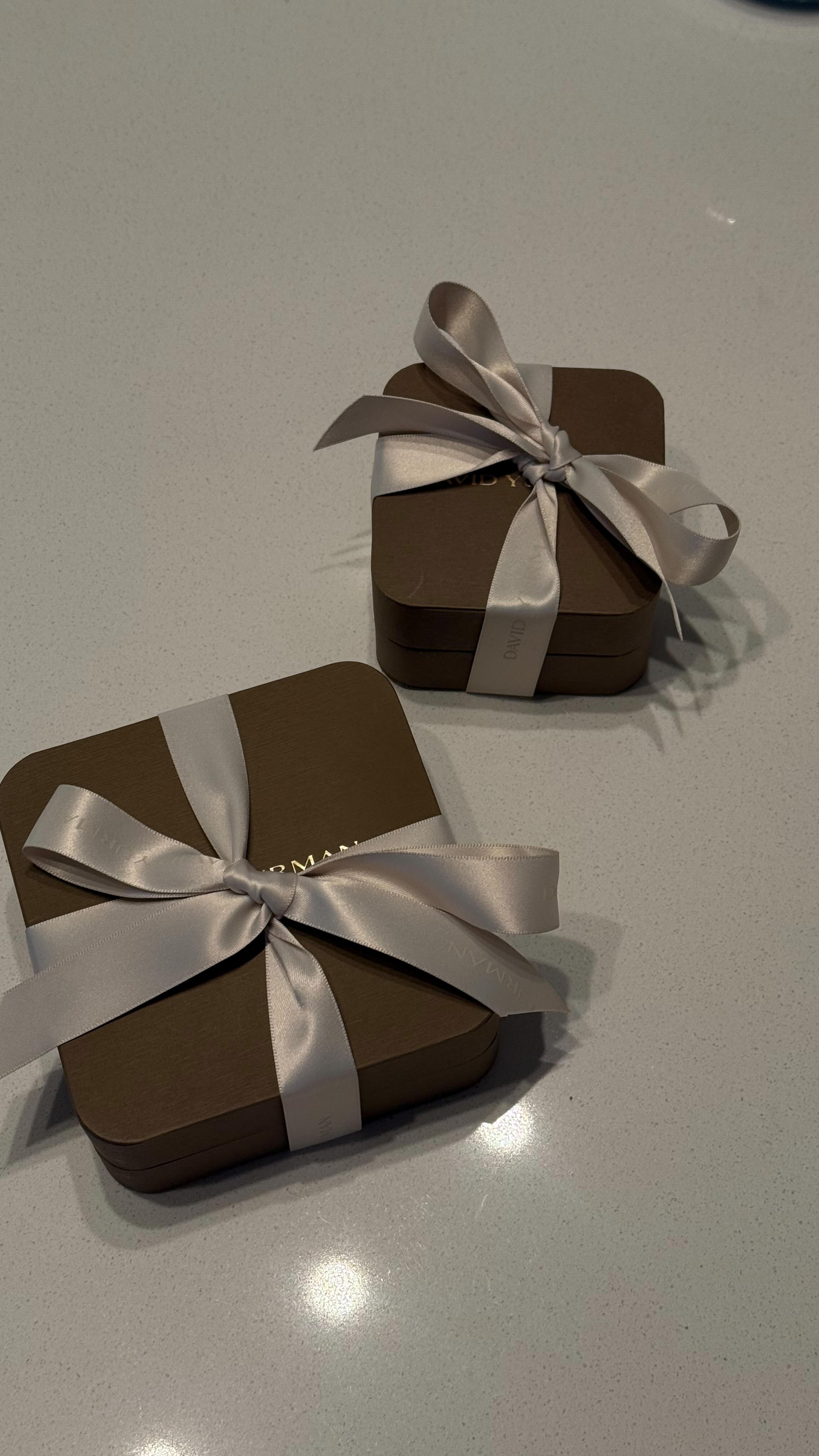 Instagram post by @fifiimarie for David Yurman. Caption reads: this is your sign to go treat yourself🤭....