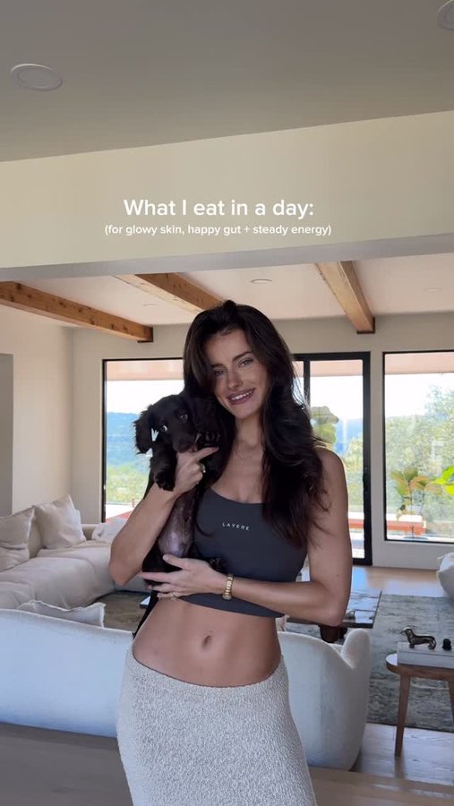 Instagram post by @katherine for Heart & Soil. Caption reads: What I eat in a day for glowy skin, a happy gut,....