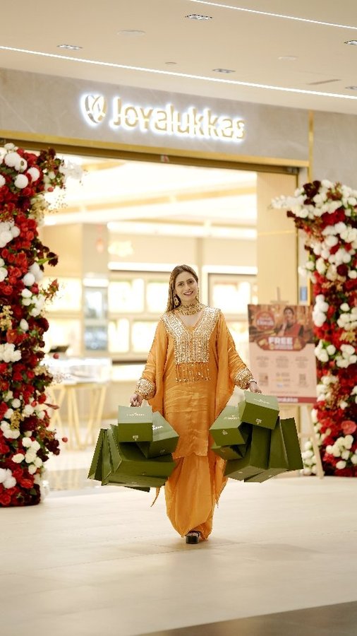 Instagram post by @prernaa.makhariaa for Joyalukkas. Caption reads: Joyalukkas is known for its exquisite....