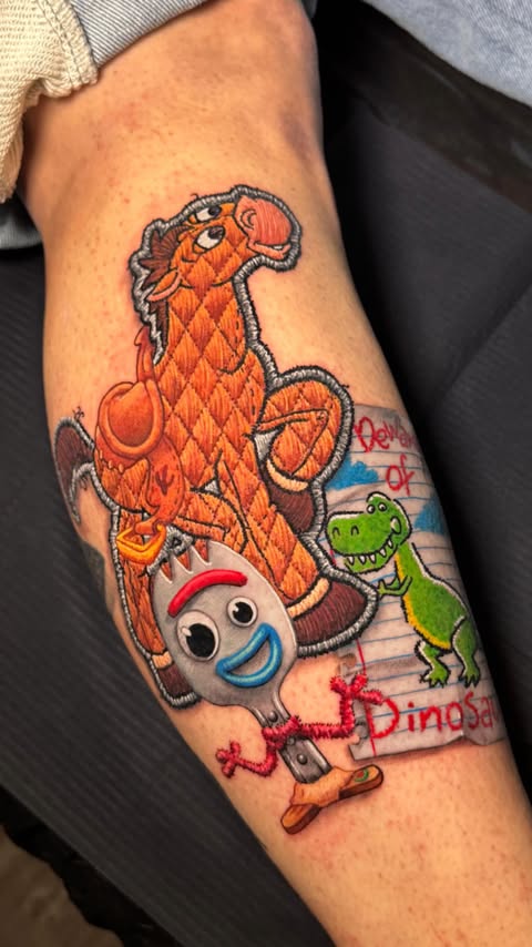 Instagram post by @dudalozanotattoo for Fkirons. Caption reads: [...] @patchfactorytattoo 🔥

Sponsors: 
@fkirons....