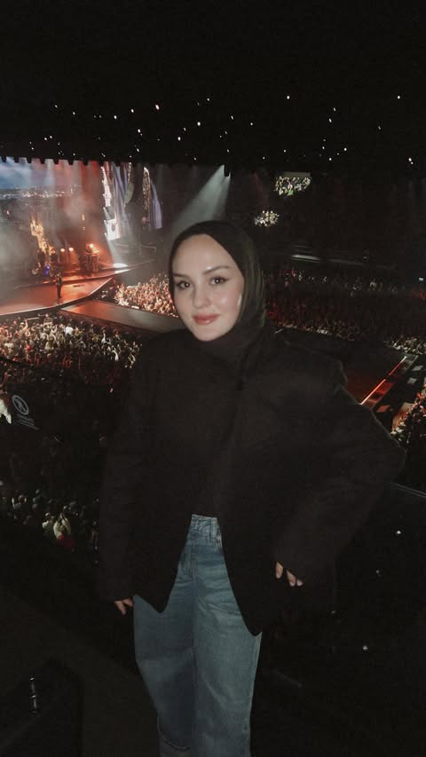 Instagram post by @atalaraleyna for Trendyol. Caption reads: İnanılmaz bir TARKAN konseriydi🤍

@trendyolmilla....