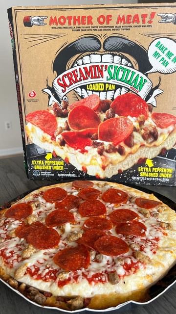 Instagram post by @raphaelauad for Dollar General. Caption reads: This is delicious!! Grab it at @dollargeneral !!....