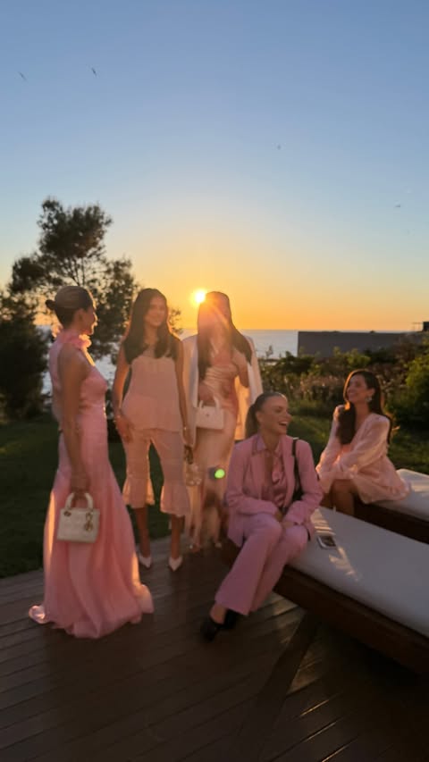 Instagram post by @theresalenaforster for Dyson Deutschland. Caption reads: Ibiza, sunsets, ceramic apricot tones everywhere....