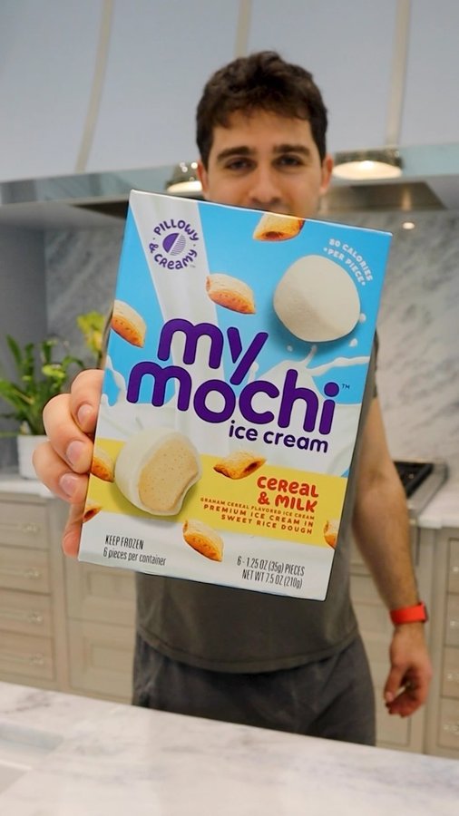 Instagram post by @cereallife for My/Mochi. Caption reads: Cereal & Milk @MyMochi hits....