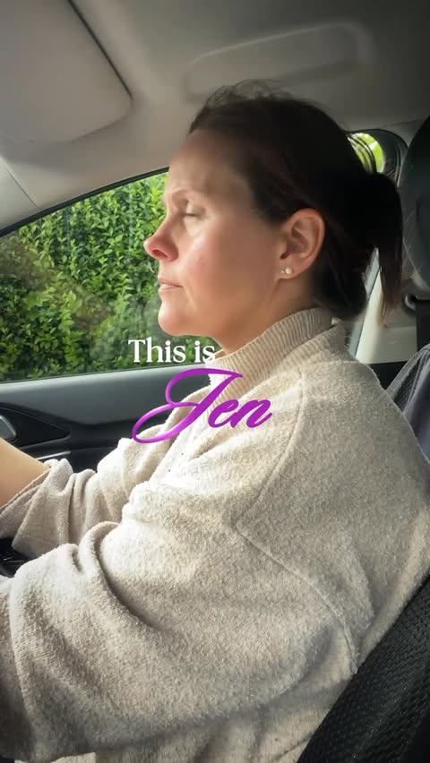 Instagram post by @jenlovesandlife for Happy Mammoth. Caption reads: Natural hormone support that actually fits into....