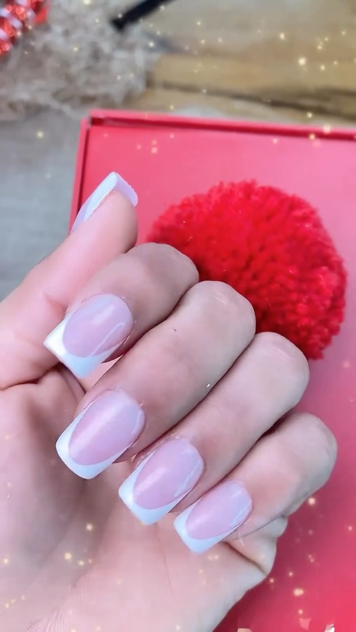 Instagram post by @vivi_bahiah for BTArtboxnails. Caption reads: @btartboxnails 
Use code Vivi10 for 10% off....