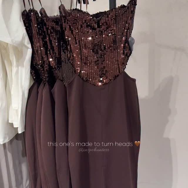 Instagram post by @inspohunterr for ZARA. Caption reads: this dress from @zara is giving main character....