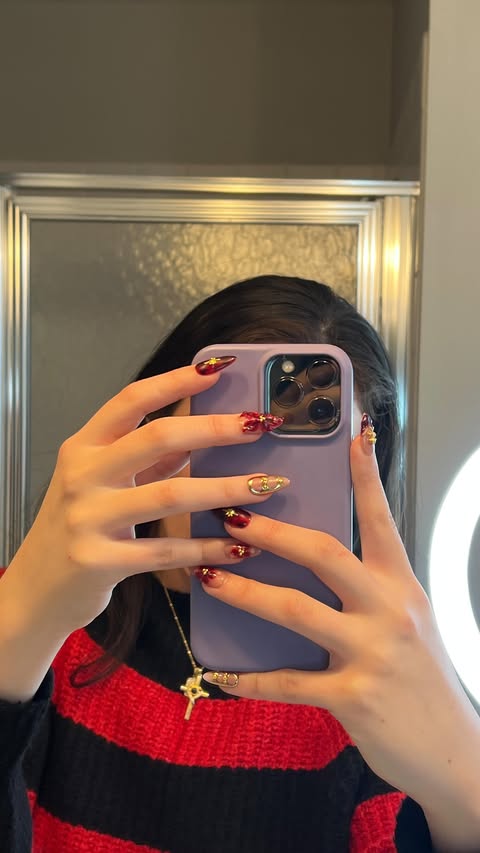 Instagram post by @fernanda_polanco_marroquin for Ersa Nails. Caption reads: @ersanails ate!! handcrafted, real salon-grade....