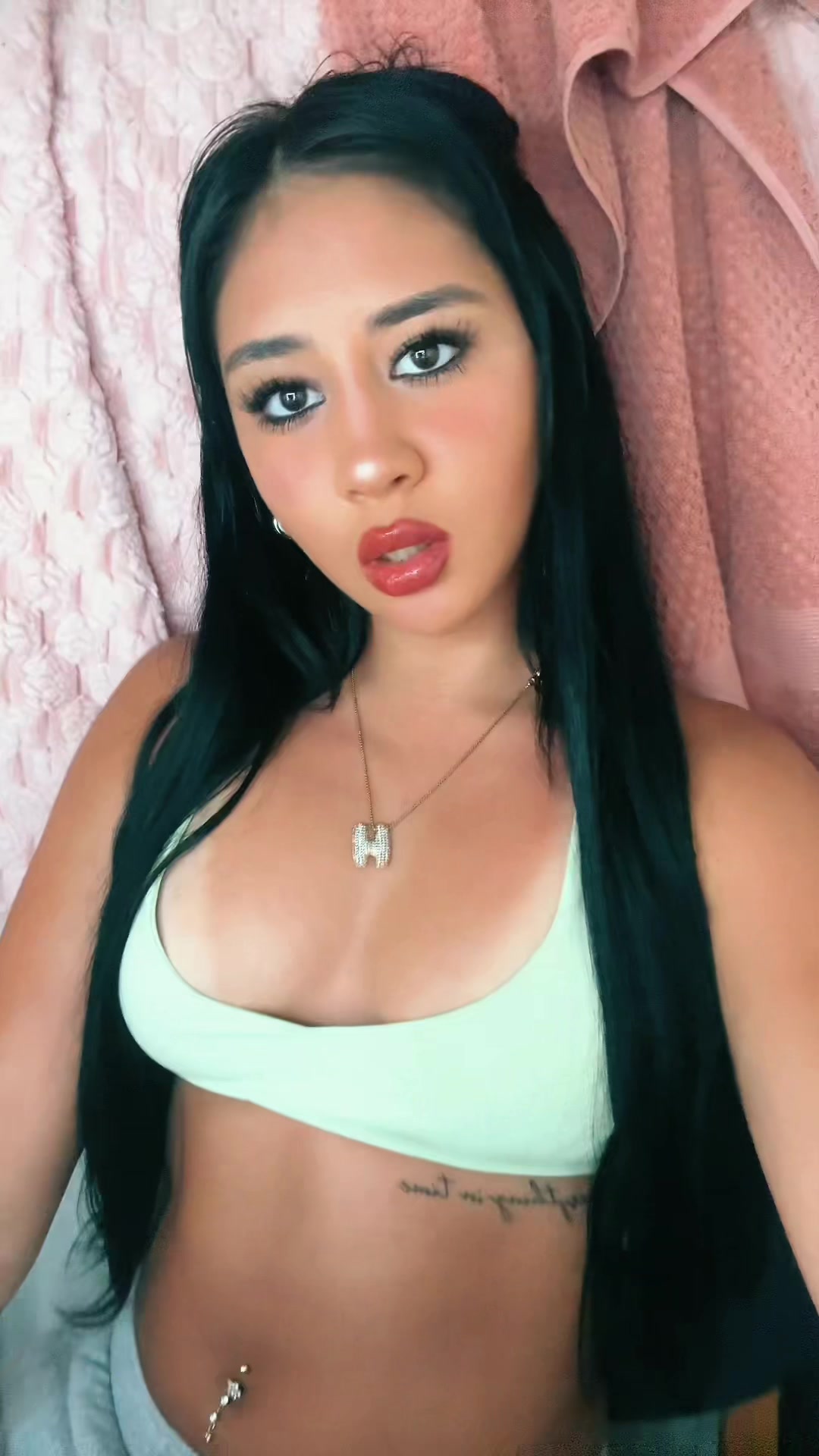 TikTok post by @haley_vacio for Sunny Hair. Caption reads: @sunnyhairofficial.