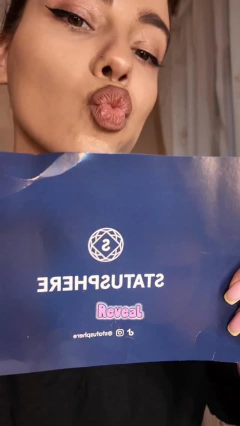 Instagram post by @dianatevzadzee for VIORI. Caption reads: [...] a little sweetness ✨
#PeachySkin....