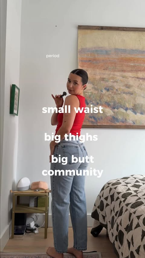 Instagram post by @kelseykotzur for Levi's. Caption reads: @levis you did it again!!! 👖💙👖💙👖💙 [...].