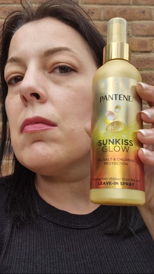 Instagram post by @kellysbeautyreviews for SuperSavvyMe. Caption reads: #ad
You wouldn't skip SPF would you? 
Good....