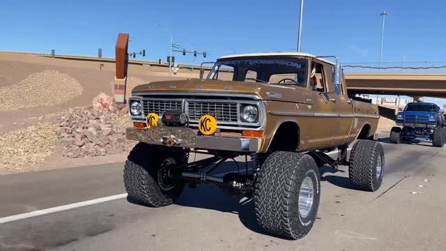 Instagram post by @solomonlunger for MickeyThompsonTires. Caption reads: 👀 

17x16 on 18.5/39 @mickeythompsontires just....