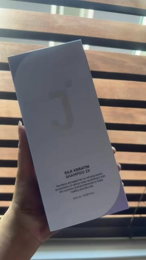 Instagram post by @amnablogg for JSOOP. Caption reads: 💜 JSOOP 💜 🌸Silk Keratin Hair Pack Treatment 2X....