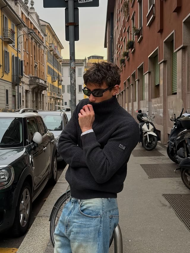 Instagram post by @cesaremmazza for Polo Club. Caption reads: december club
@poloclub 
ad.