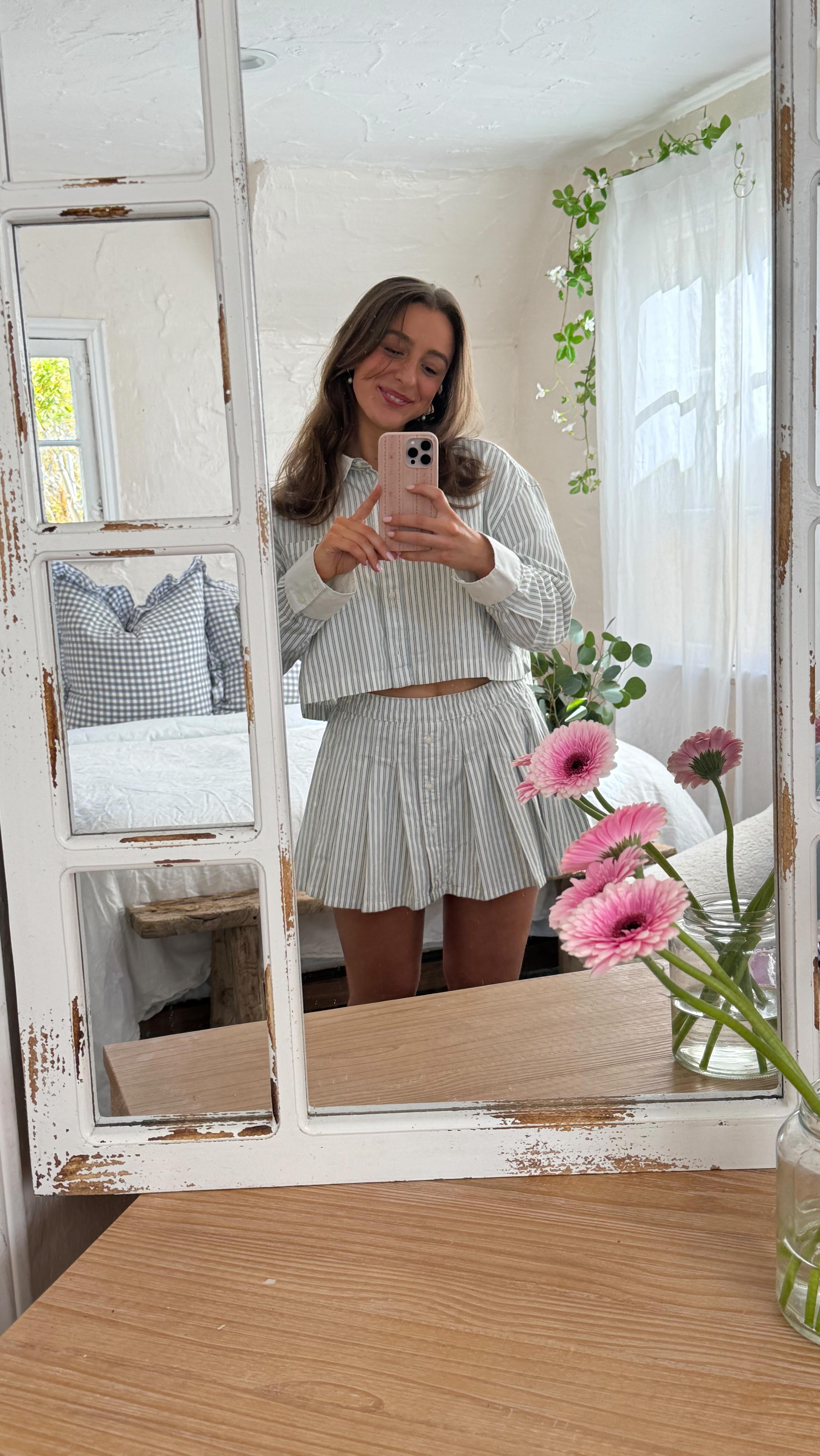 Instagram post by @brii.macdonald for Who Gives A Crap. Caption reads: I may not swear… but I do speak for the trees🤓The....