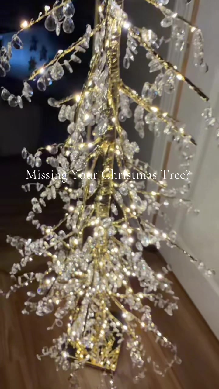 TikTok post by @iamsarahtonin for HSN. Caption reads: [...] #crystaltree #tiktokshopcreatorpicks @HSN,....