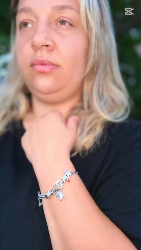 Instagram post by @perditshmeria_e_nje_nene_ for Gnoce Jewelry. Caption reads: [...] products at checkout! #gnoce #gnocejewelry....