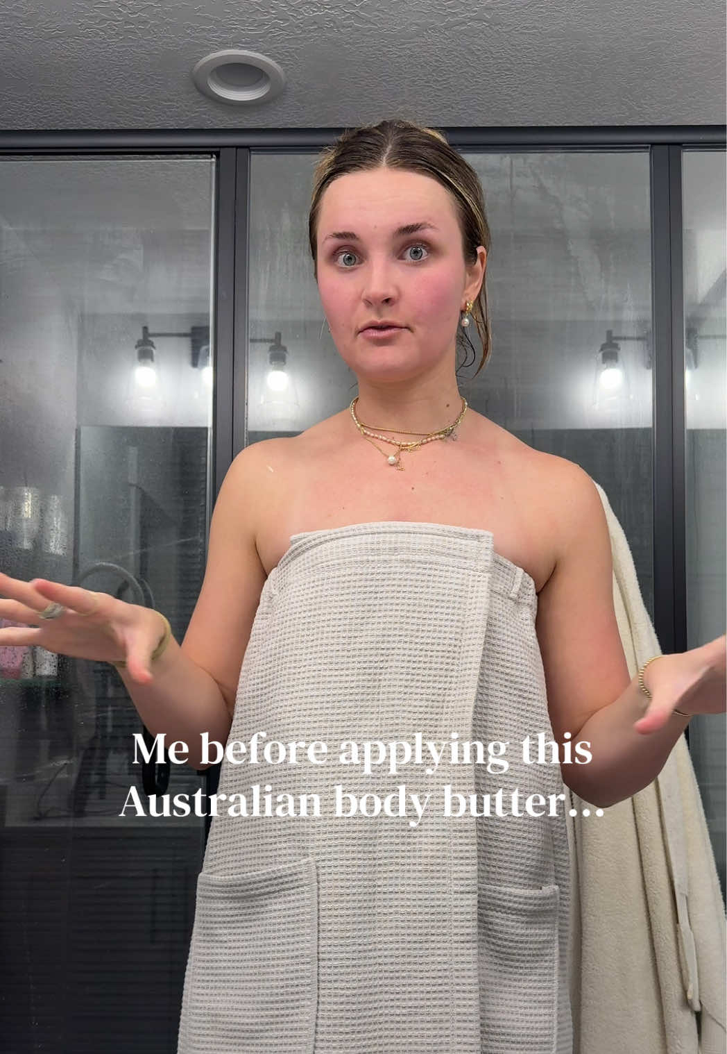 TikTok post by @kennarwood for balibody. Caption reads: [...] #bodymoisturizer #tanning #selftan @balibody....