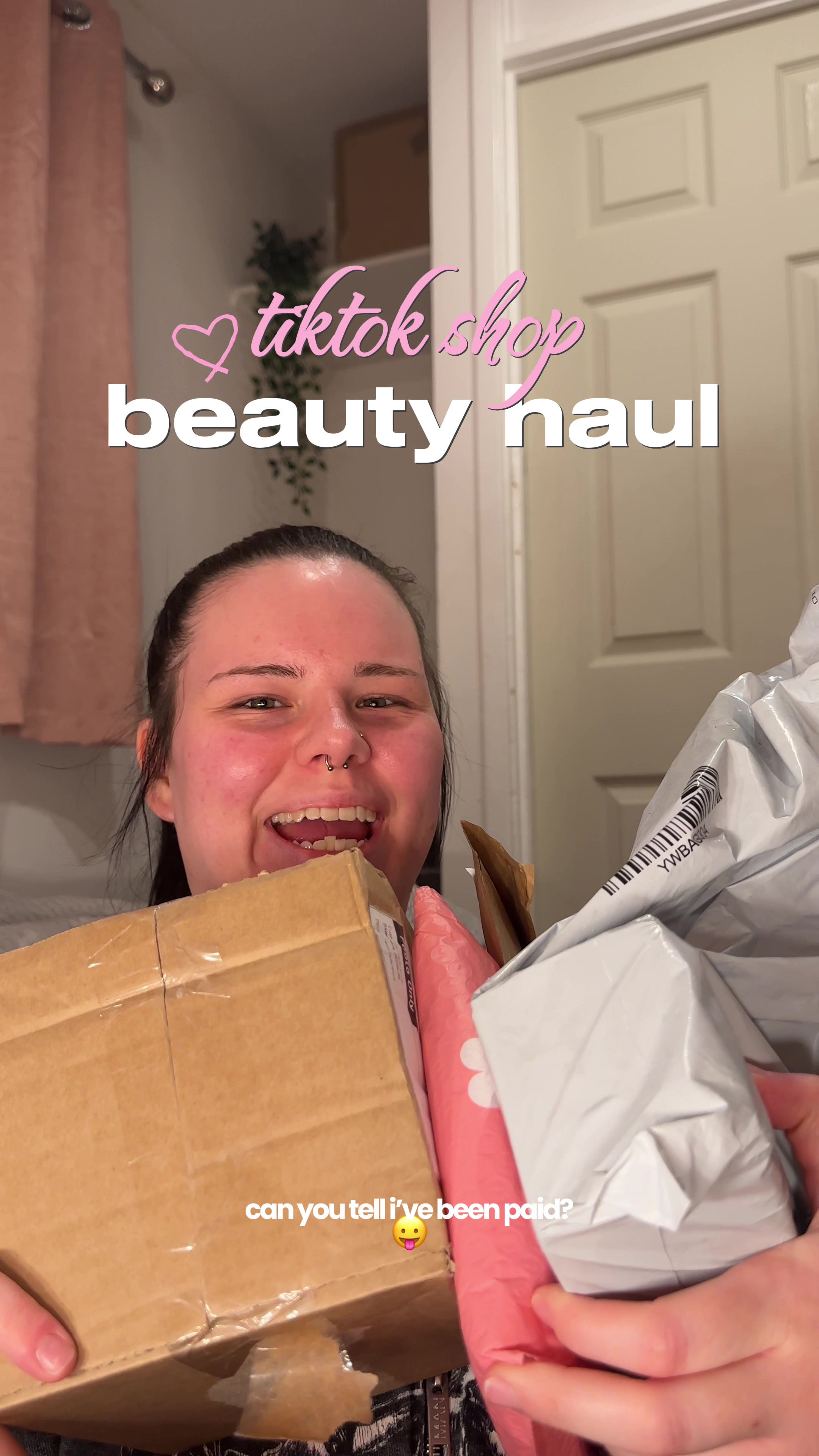 TikTok post by @skyelouiisee for Lakerain Beauty. Caption reads: [...] @MAANGE Beauty Tool @lakerain beauty.