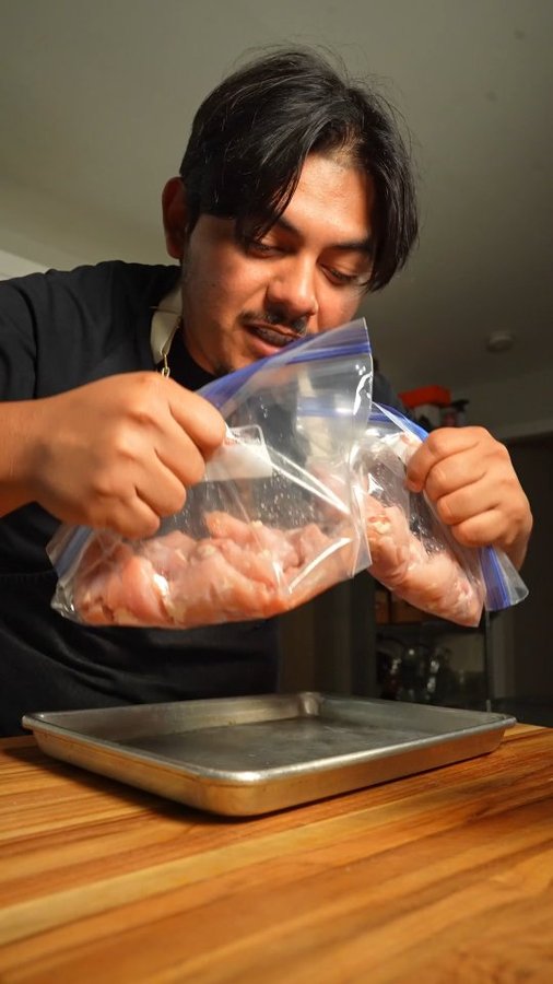 Instagram post by @jose.elcook for Bachan’s. Caption reads: Sesame soy chicken made easy using Bachans....