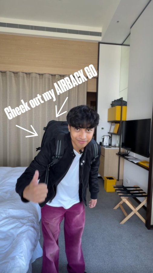 Instagram post by @andrercarrillo for Airback. Caption reads: [...] with me on all of my travels now! The....