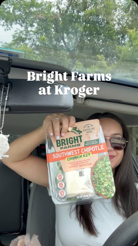 Instagram post by @sahm.things for Kroger. Caption reads: [...] this mama’s cravings, go to a @krogerco near....