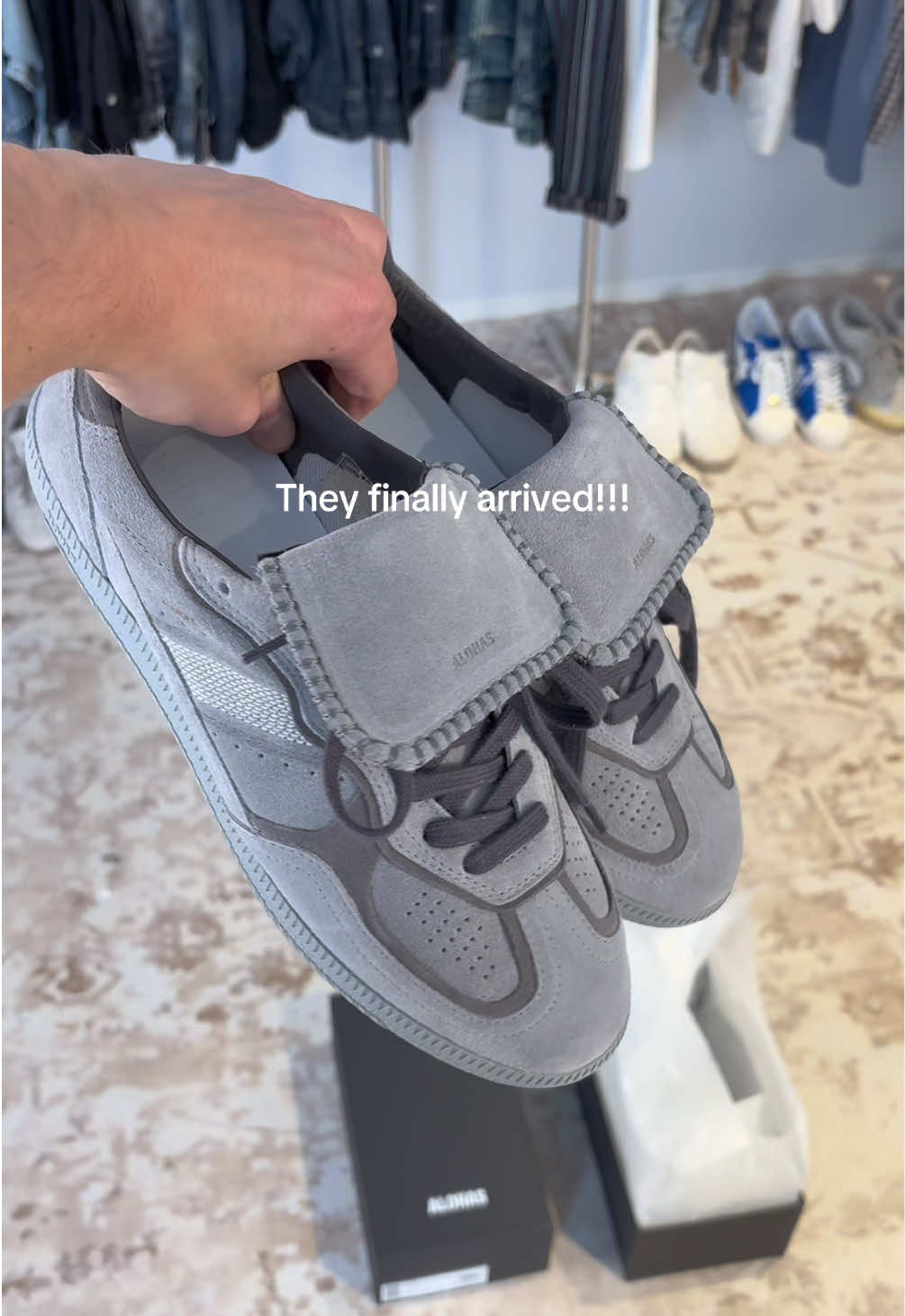 TikTok post by @vayard for ALOHAS. Caption reads: PR Gifting from @ALOHAS THANK YOU SM #sneakers....