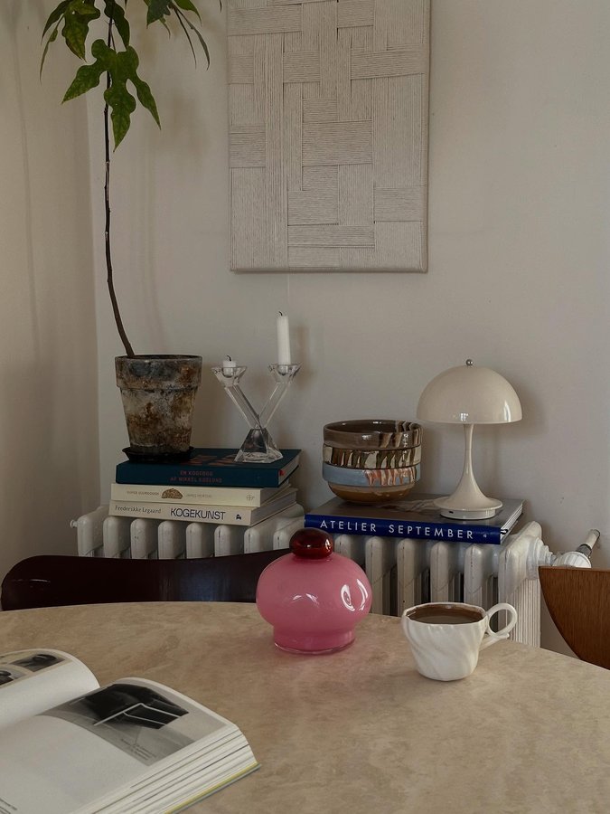 Instagram post by @fieulka for Louis Poulsen. Caption reads: From coffee in the kitchen to candles in the....