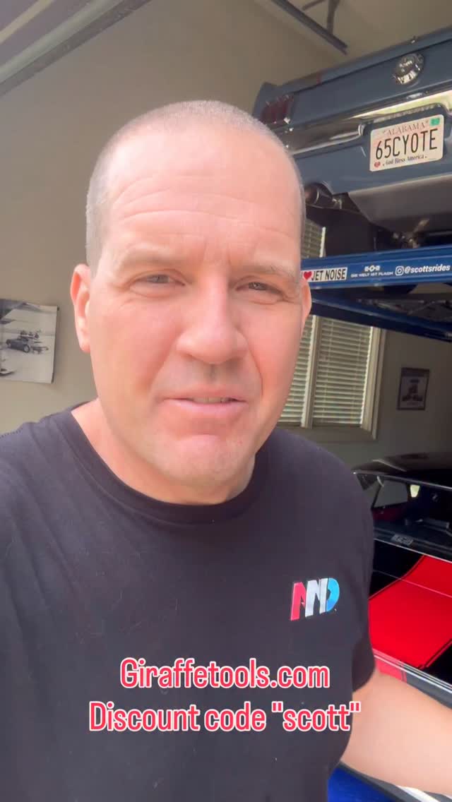 Instagram post by @scottsrides for Giraffe Tools. Caption reads: @giraffetools has you covered this holiday season....