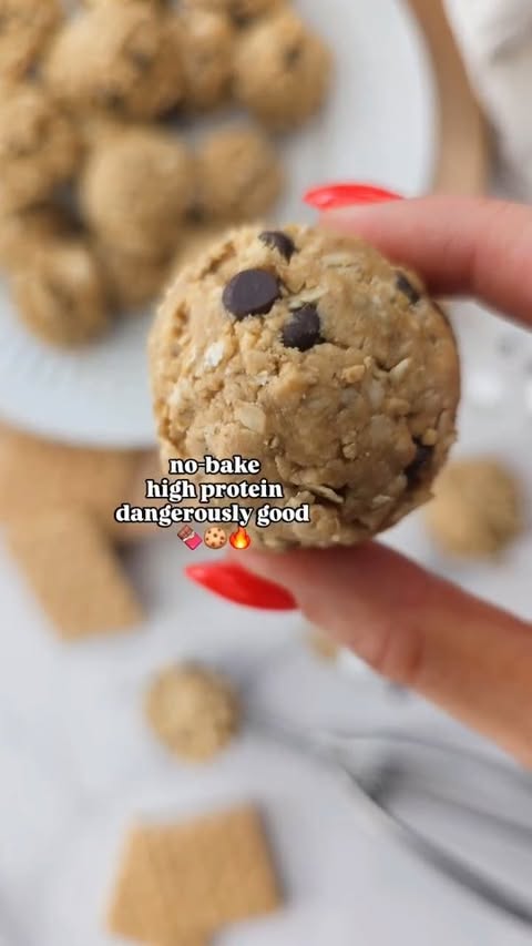 Instagram post by @shandi.lynn.martin for Clean Simple Eats. Caption reads: [...] "BITES" for the recipe card 💌....