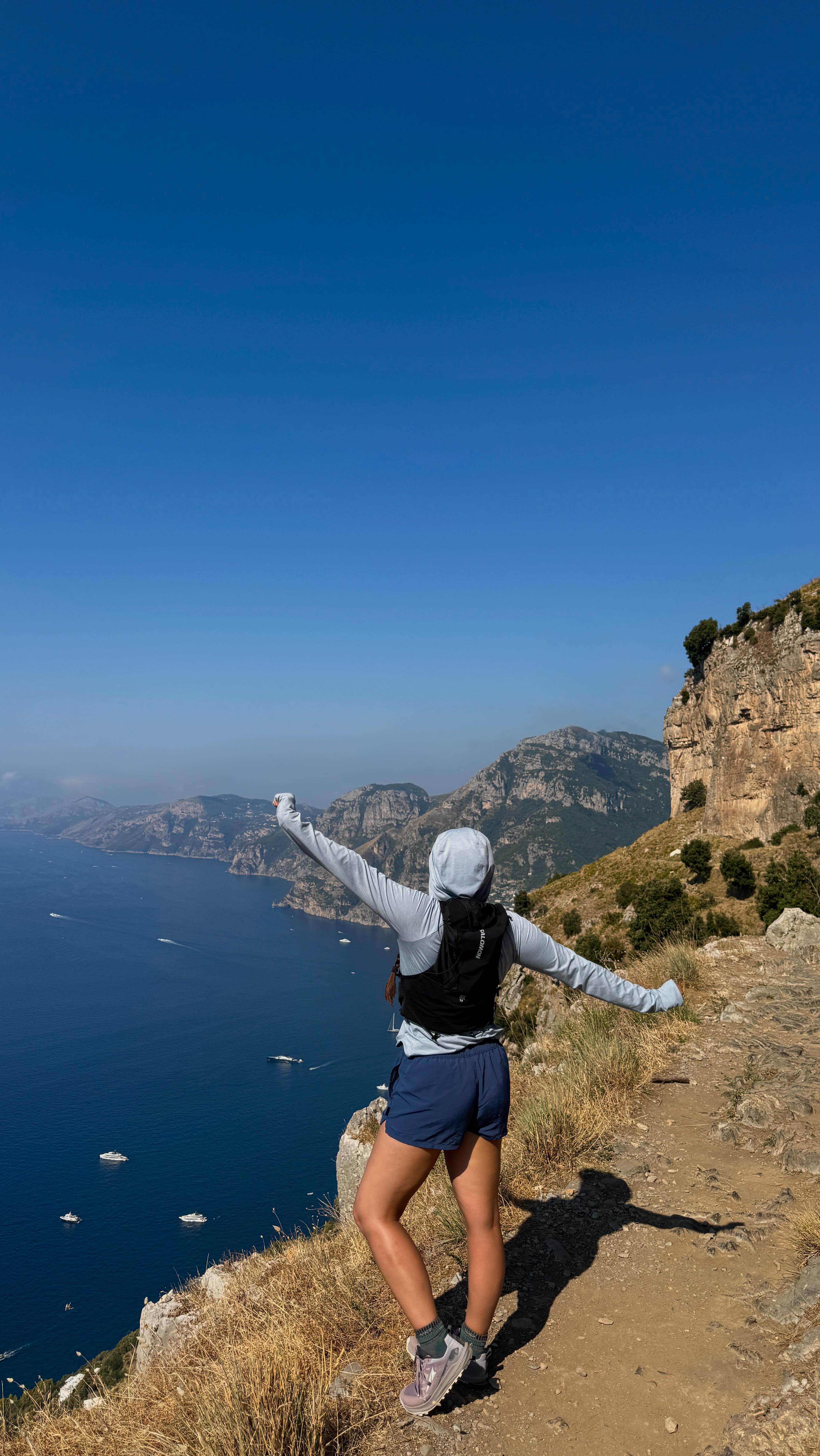 Instagram post by @sydneysky_ for Dave's Killer Bread. Caption reads: Hike the path of the gods trail with me on the....